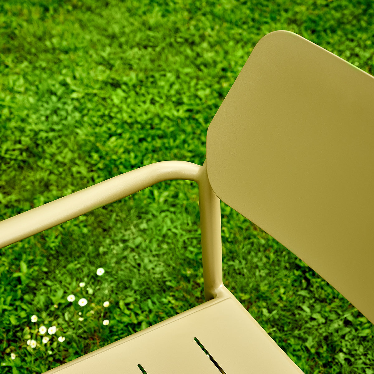 SARO - Gartenstuhl aus Aluminium und beigem Melange-Stoff (2er-Set)