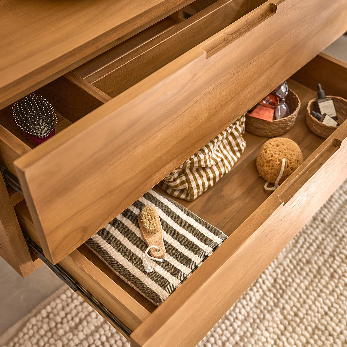 MAË - Waschtischunterschrank aus massivem Teakholz, hängend, 80 cm