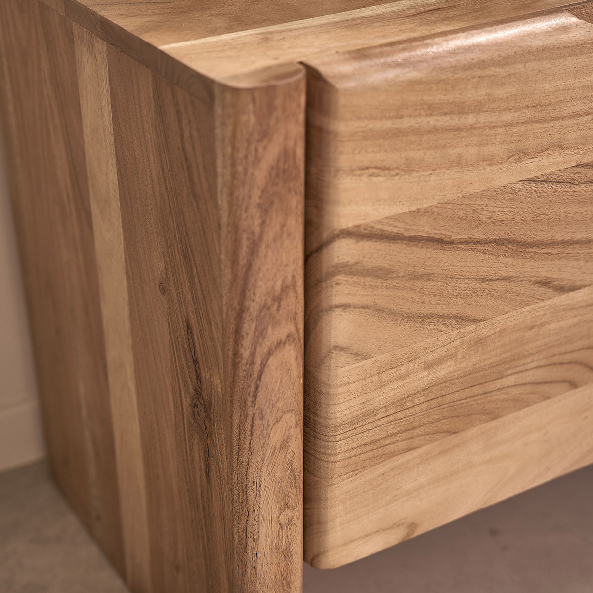 CALI - TV-Schrank aus massivem Akazienholz, 150 cm