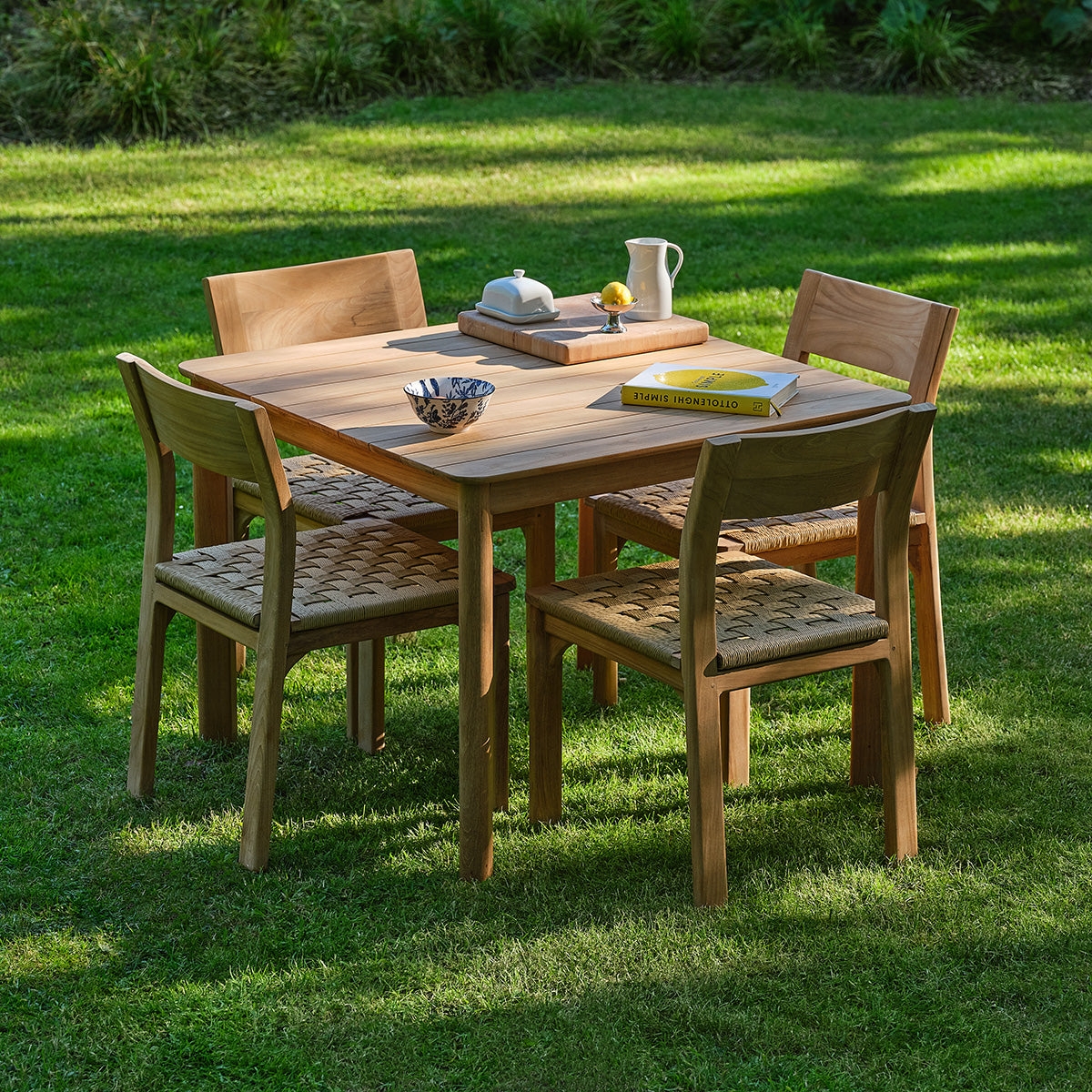 PIANA - Gartenmöbel aus massivem Teakholz und Rattan für 4 Personen