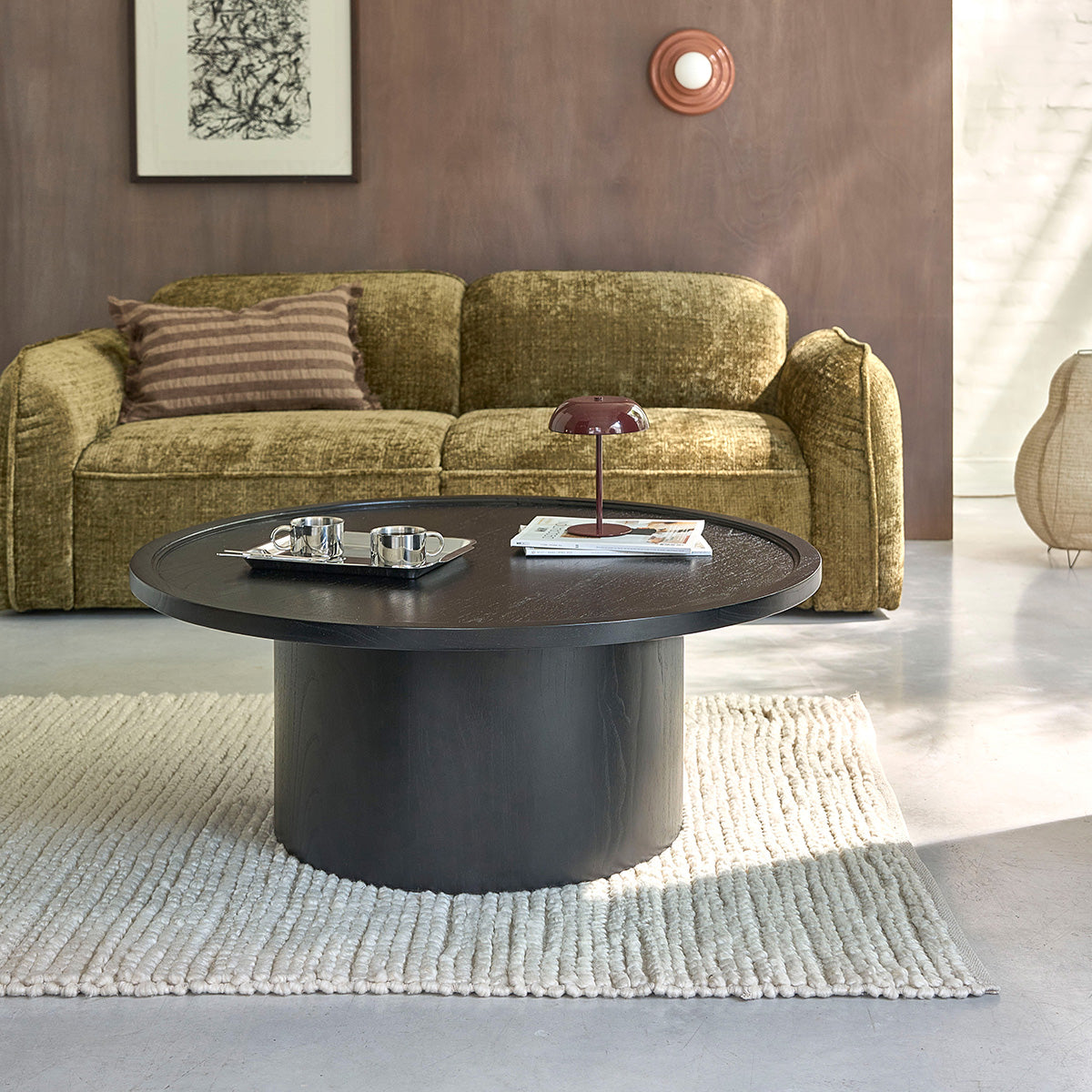 LOUISA - Runder Couchtisch aus massivem schwarzem Mindi, Ø 100 cm
