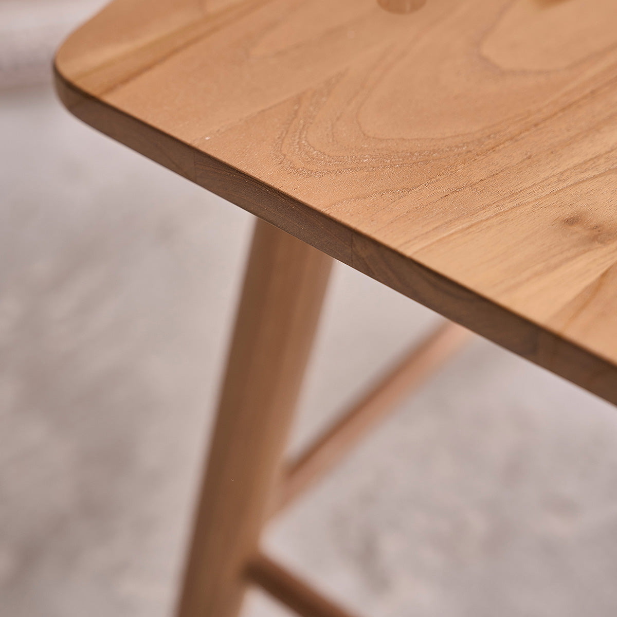 AMBRE - Satz von 2 Barhockern aus massivem Teakholz 45 cm
