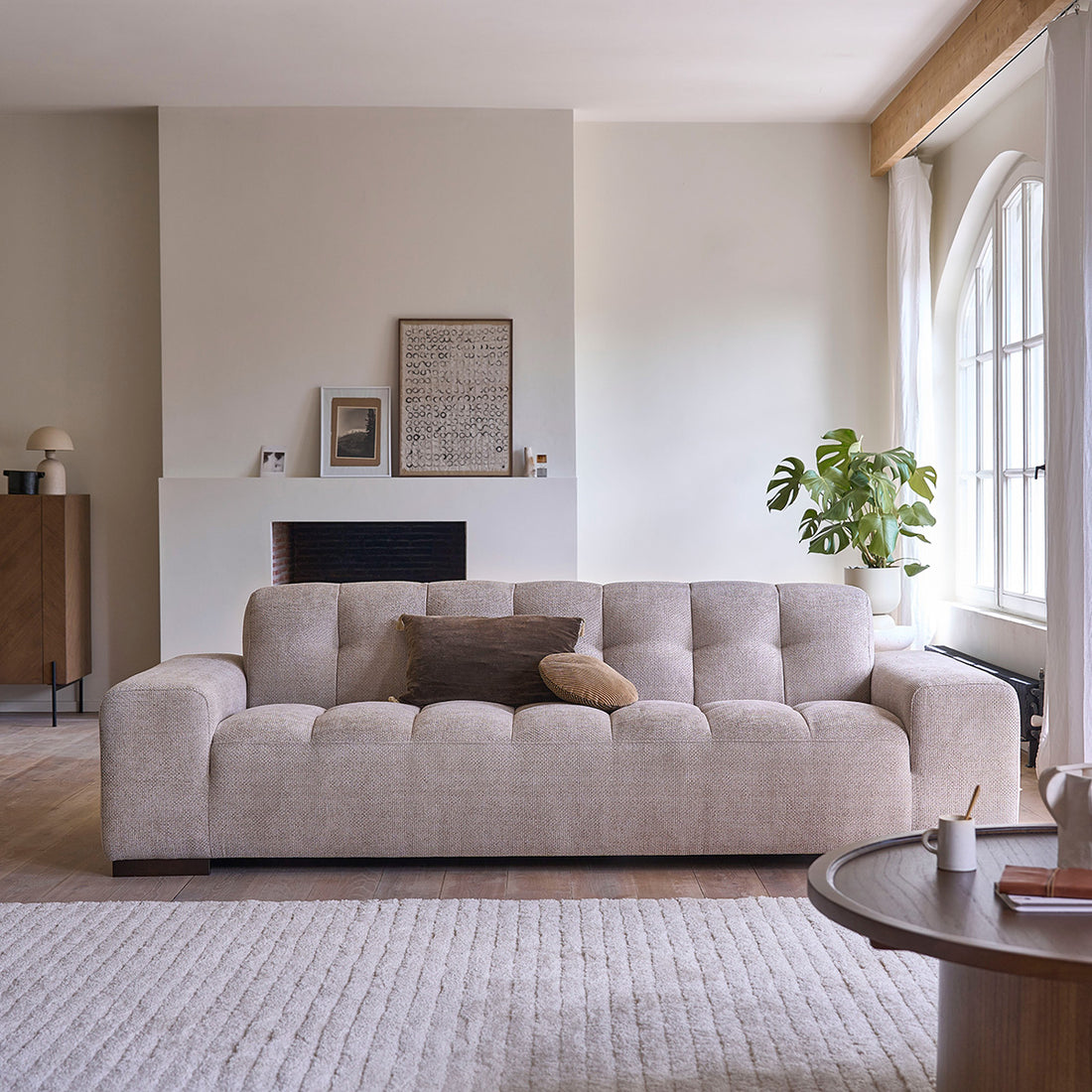 ALPHONSE - Gerades 4-Sitzer-Sofa aus beigegewebtem Samt