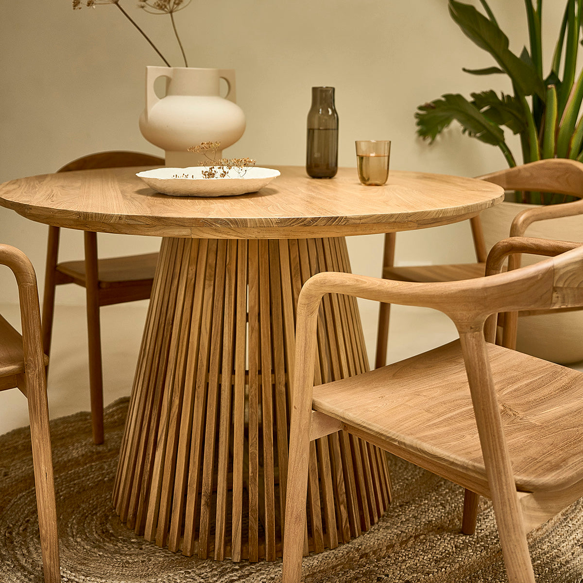 VICTORIA - Tisch aus massivem Teakholz rund 4 pers.