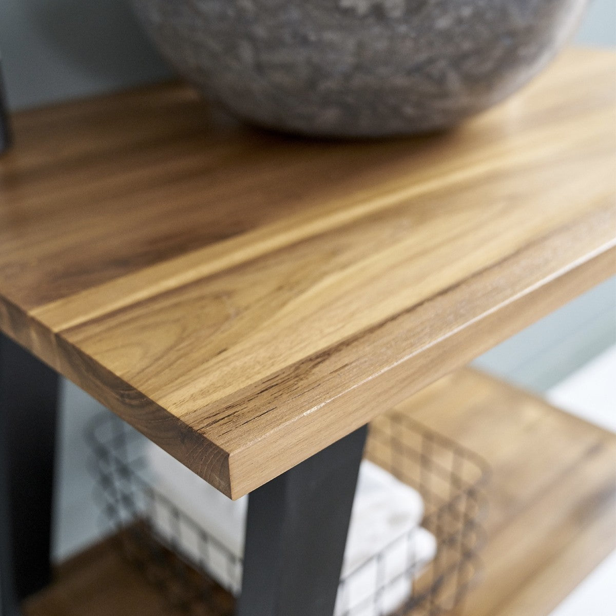 SARA - Badezimmermöbel aus massivem Teakholz mit schwarzen Beinen 80 cm