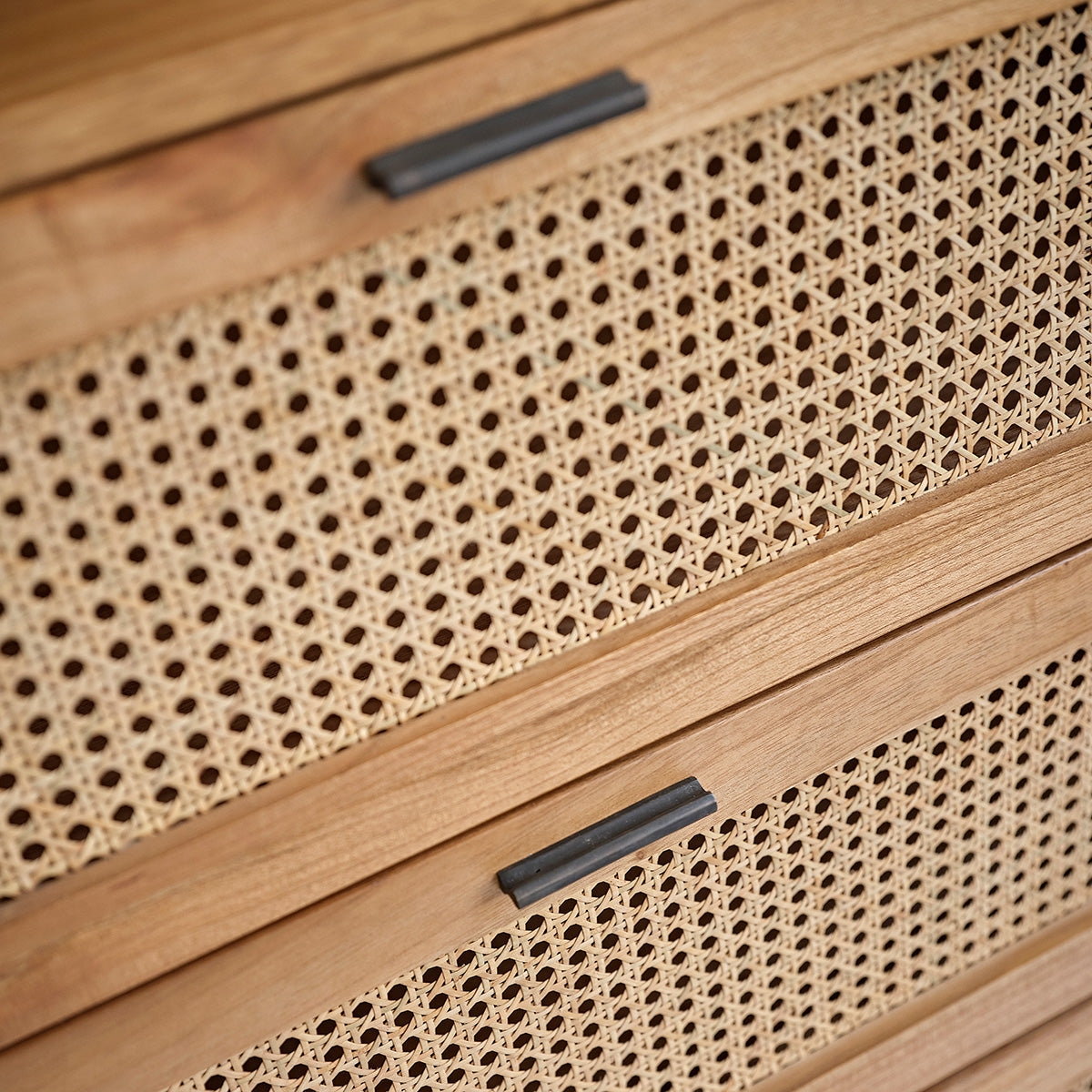 ALBA - Kommode aus massivem Mindi und mit Rohrgeflecht 100 cm