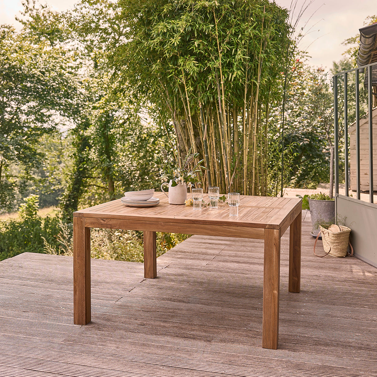 LIVIE - Gartenmöbel aus massivem Teakholz 8 pers.