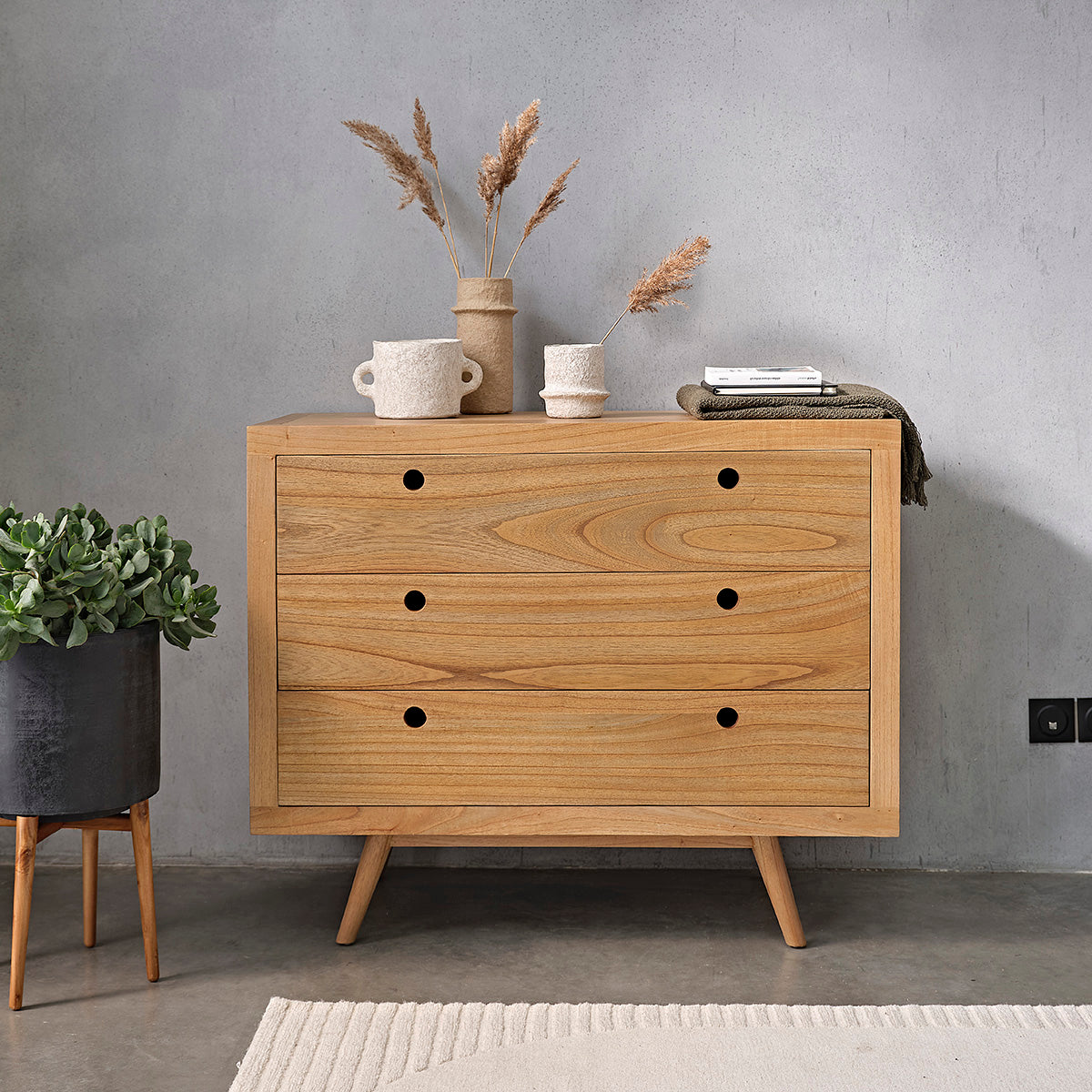 ESMEE - Kommode aus massivem Mindi 110 cm