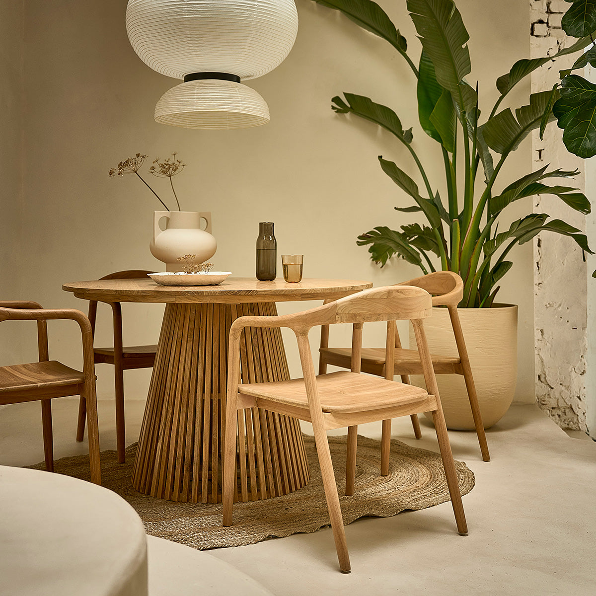 AMBRE - Set aus 2 Stühlen aus massivem Teakholz