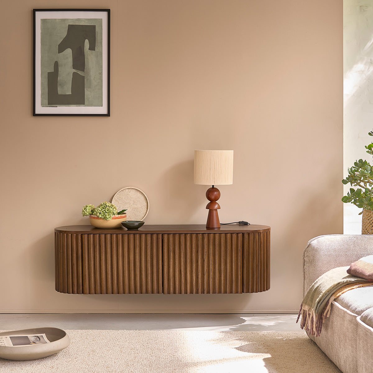 TRINIDAD - Hängender TV-Schrank aus Mindi-Holz mit Walnuss-Finish, 140 cm