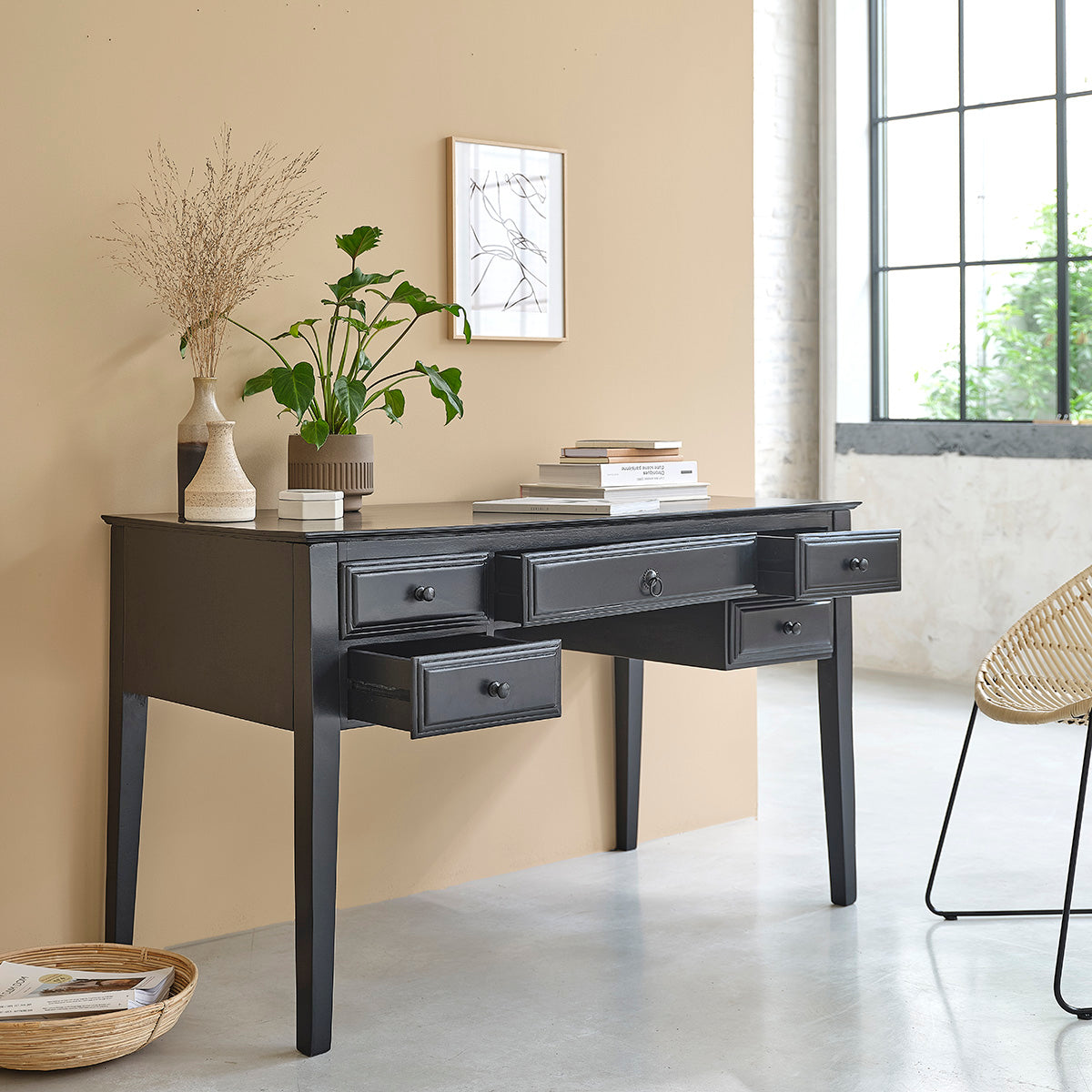 SOHO - Schreibtisch aus massivem Mangoholz 130 cm