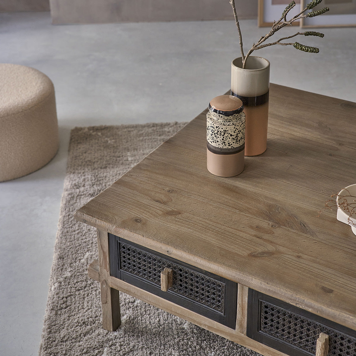 JUNKO - Couchtisch aus recyceltem massivem Holz 100 cm