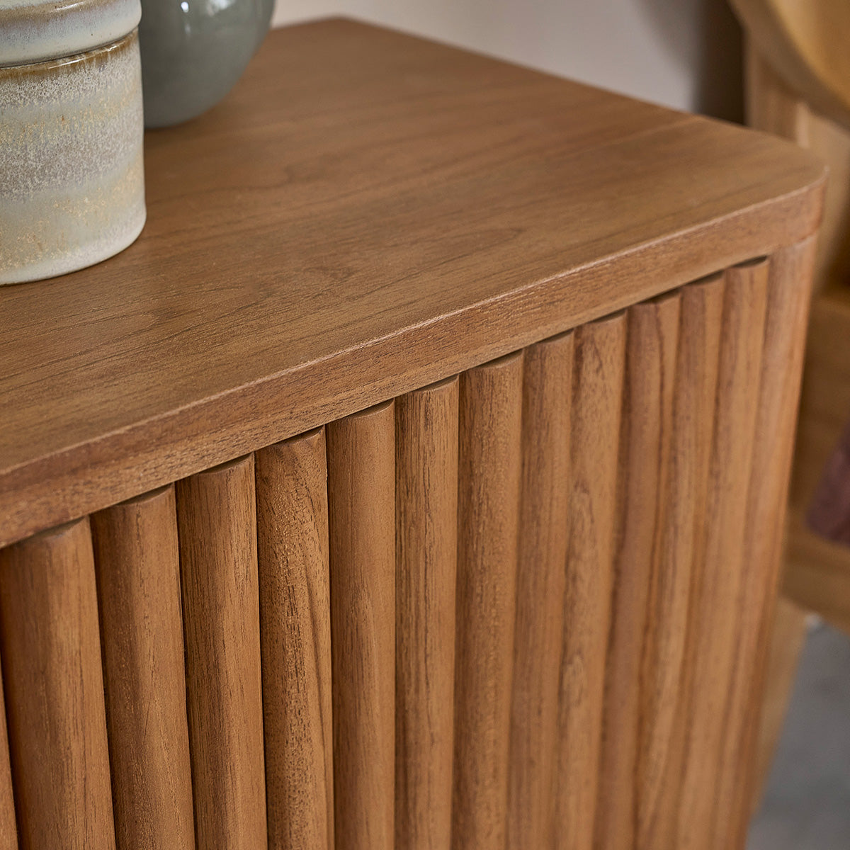 COLINE - Nachttisch aus Teakholz