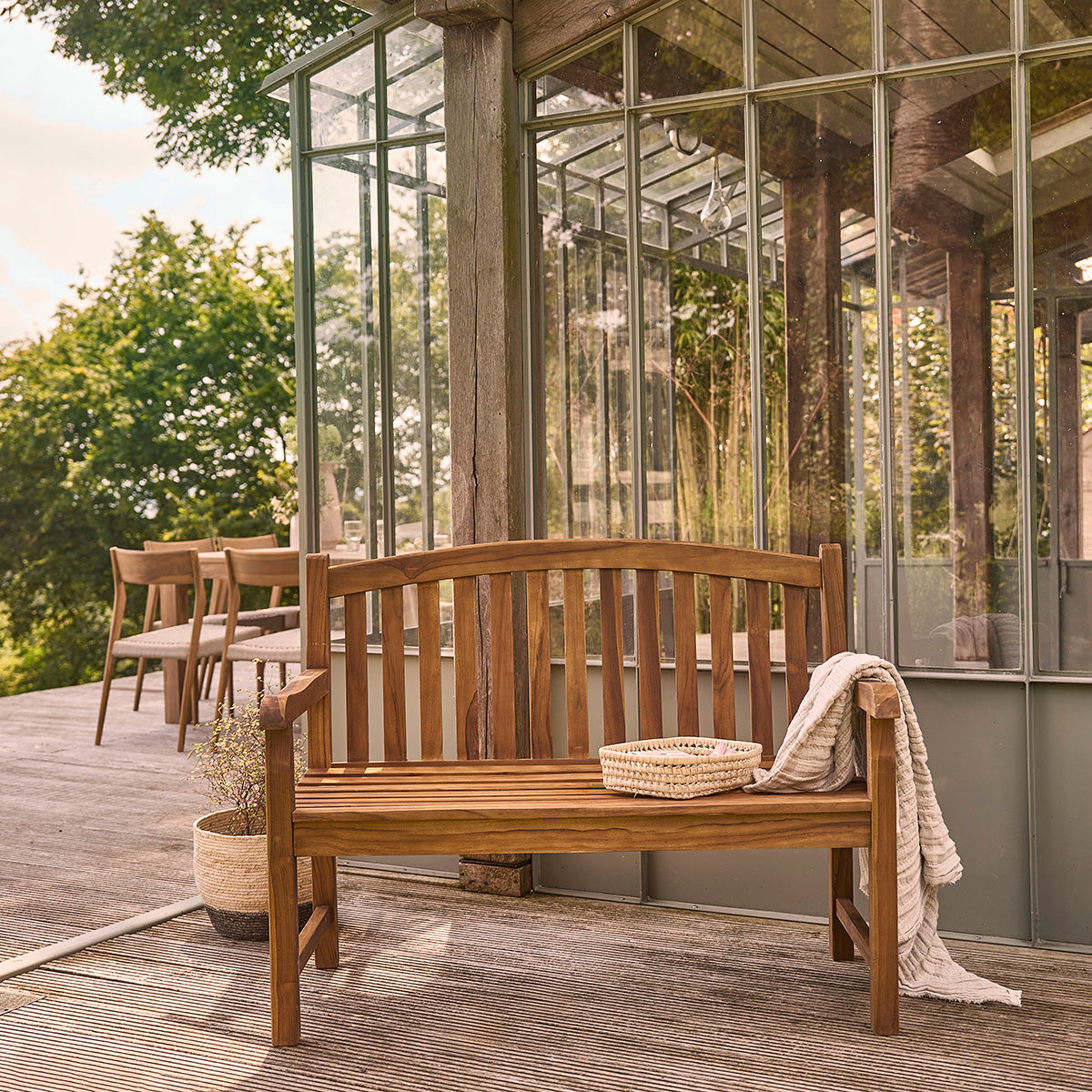 BALI - Gartenbank aus massivem, geöltem Teakholz 120 cm