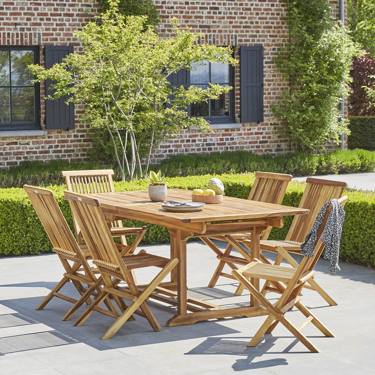 BALI - Gartenmöbel aus massivem, geöltem Teakholz 8/10 pers.