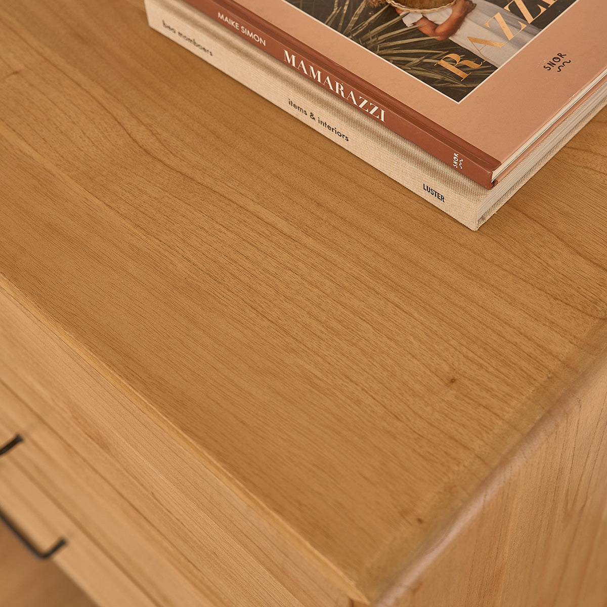 LEOPOLD - Kommode aus massivem Mindi-Holz 90 cm