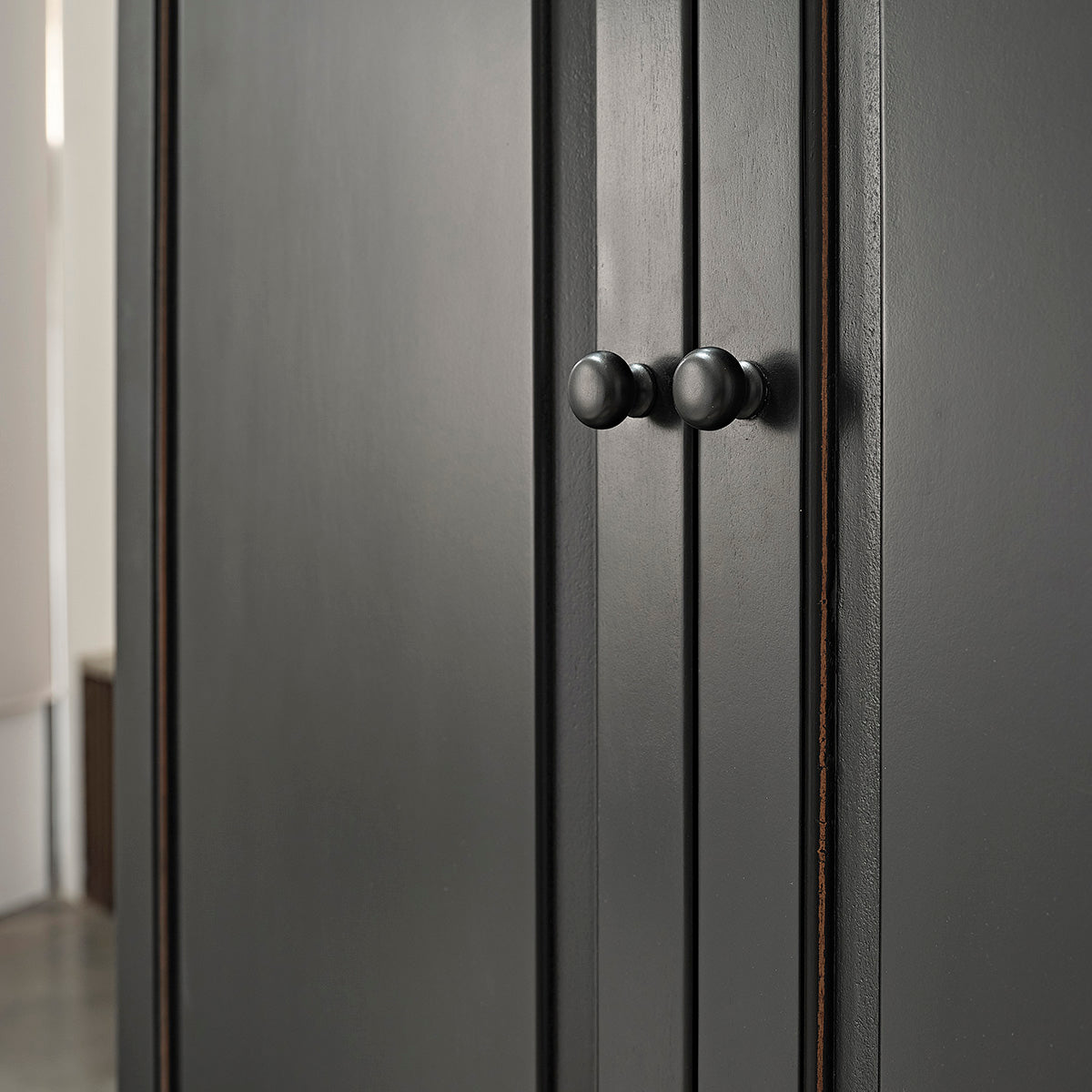 SOHO - Schrank aus massivem Mahagoni 190 cm