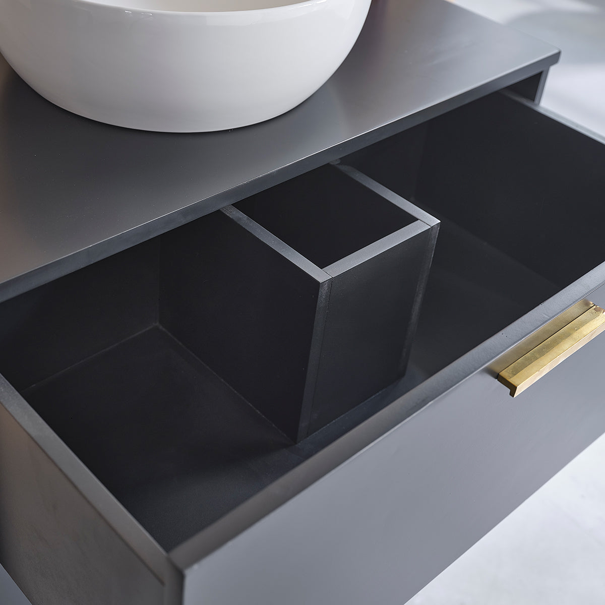 LUNA - Waschtischunterschrank aus massiver Akazie, hängend 80 cm schwarz