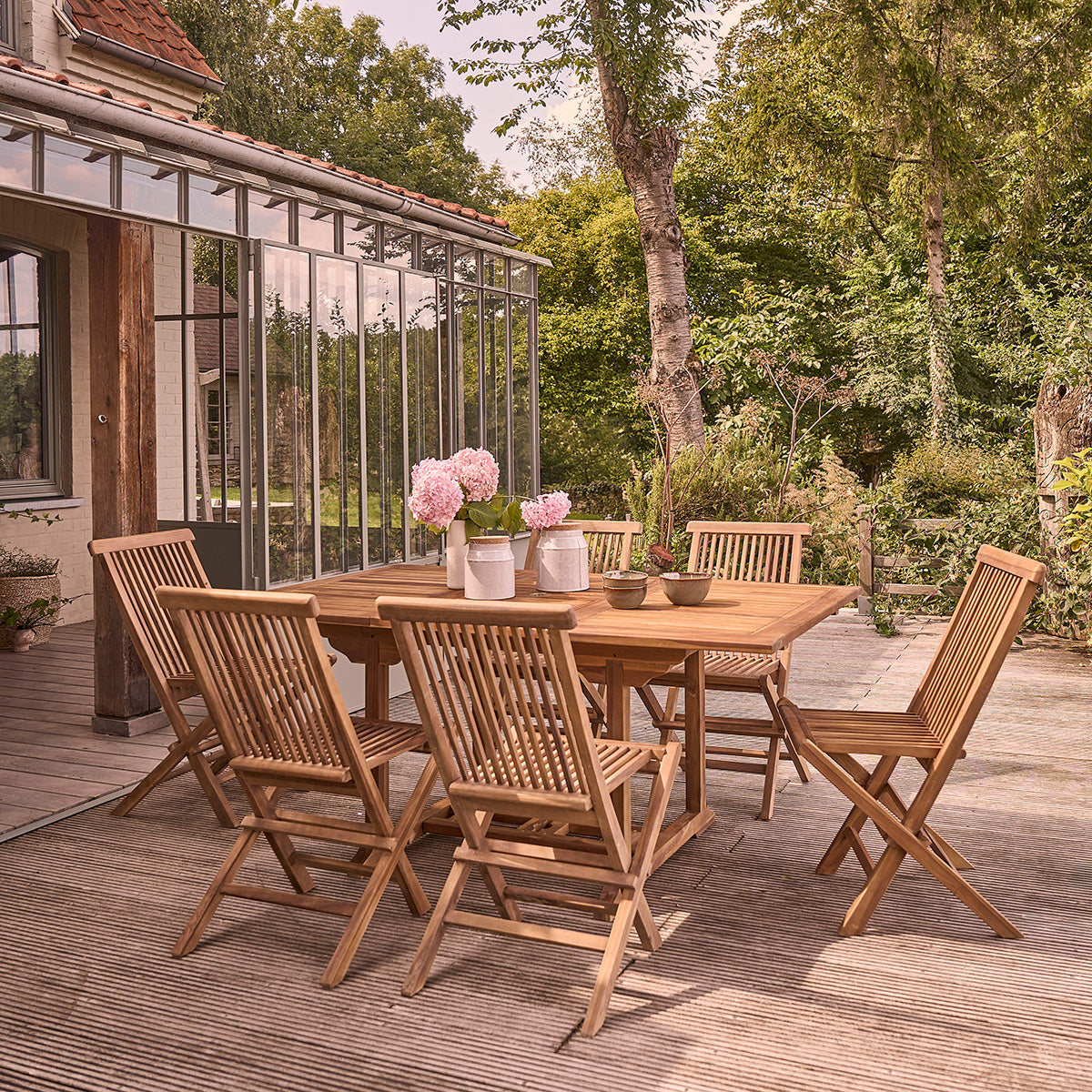BALI - Ausziehbarer Gartentisch aus geöltem Teakholz 6/8 pers.
