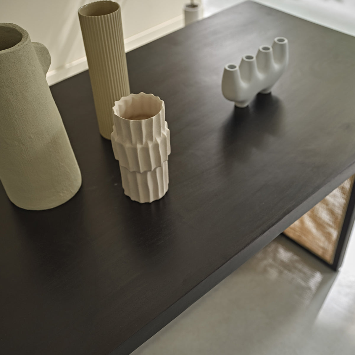 BLAISE - Tisch aus massivem Mangoholz und Rohrgeflecht 6 pers.