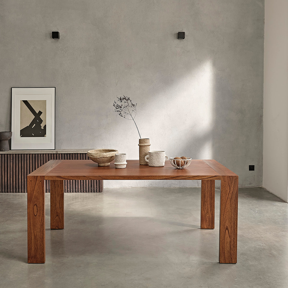 MILO - Tisch aus Mindi in Walnuss-Finish 8 pers.