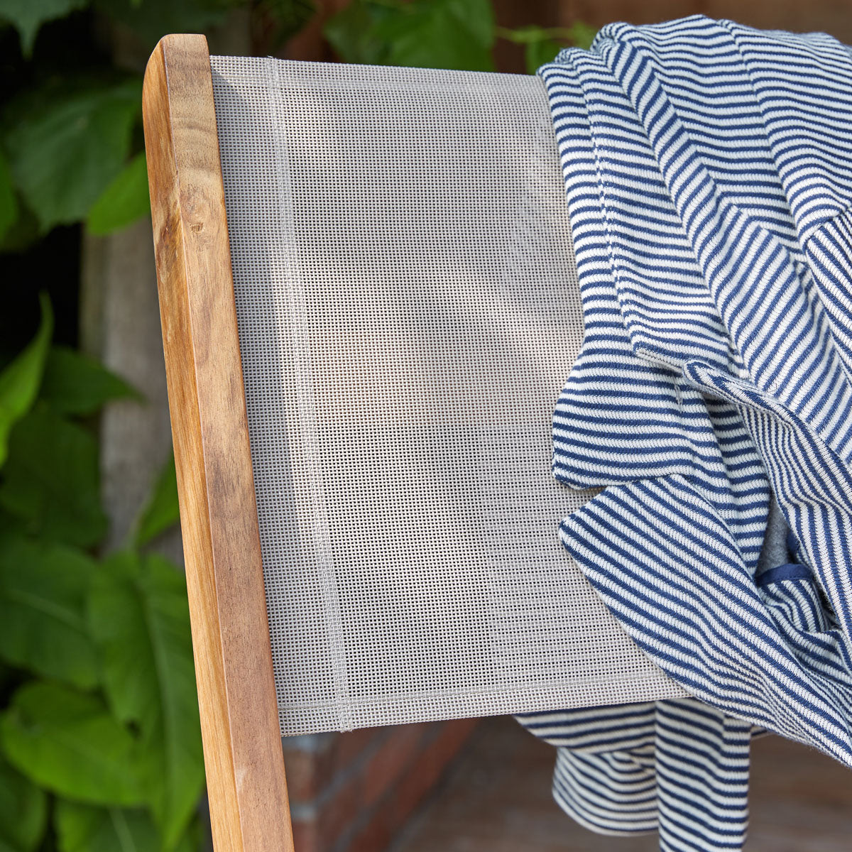 HANOÏ - Gartenstuhl aus massiver Akazie (2er Set)