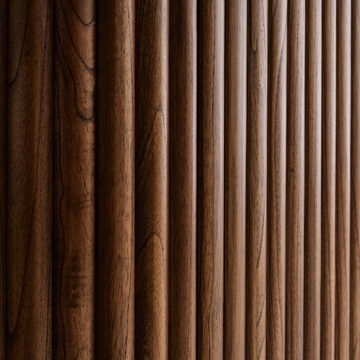 TRINIDAD - Hängender Waschtischunterschrank aus massivem Mindi 140 cm