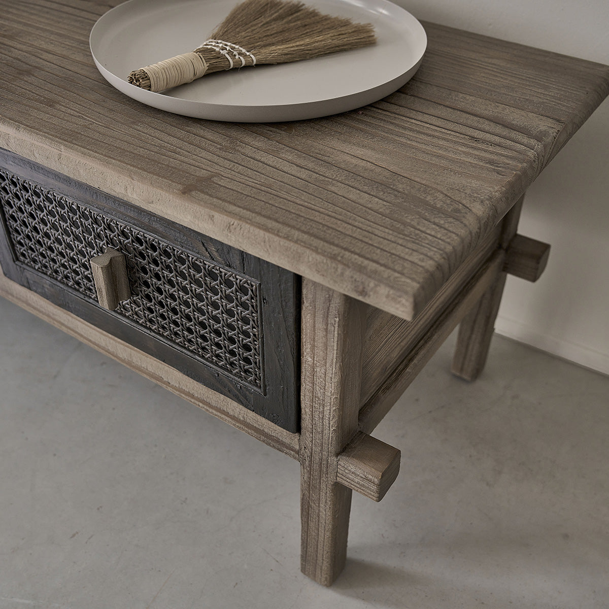 JUNKO - TV-Möbel aus massivem, recyceltem Holz 145 cm