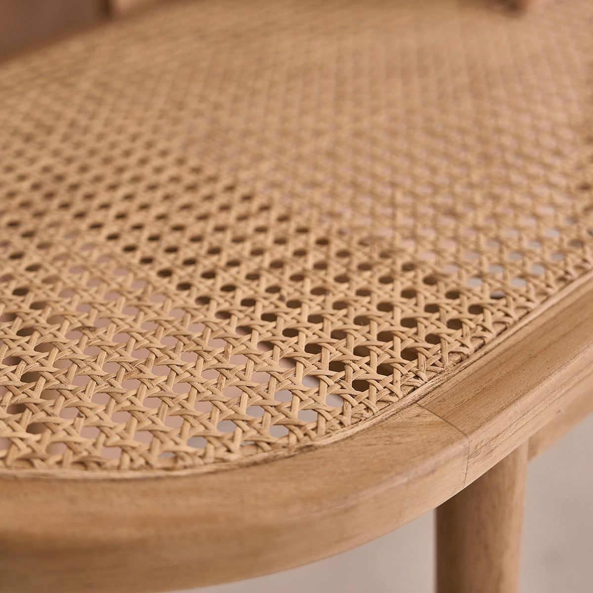 LOÉ - Sitzbank aus massivem Teakholz und Rohrgeflecht 120 cm