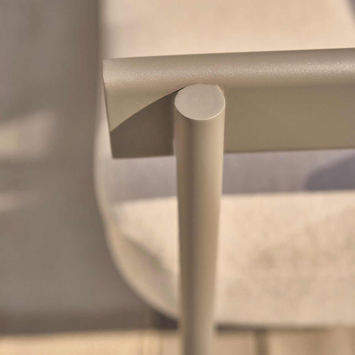 ALVAR - Gartenmöbel aus Aluminium